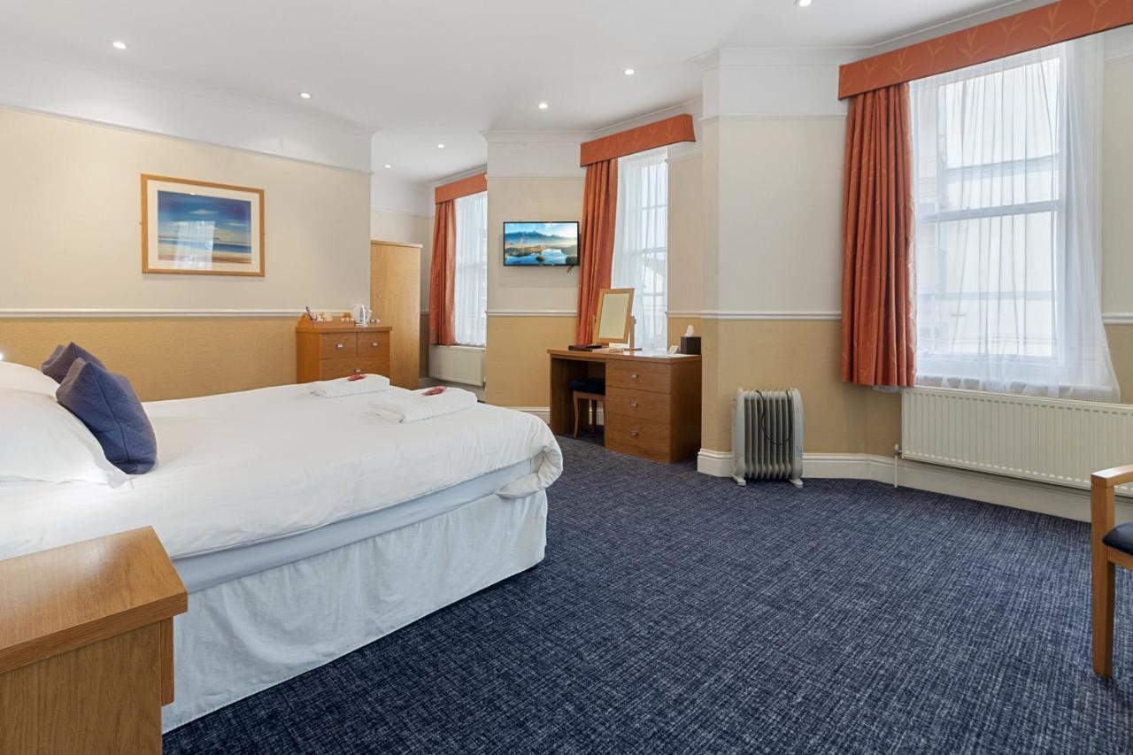 Babbacombe Royal Hotel And Carvery Торкі Екстер'єр фото