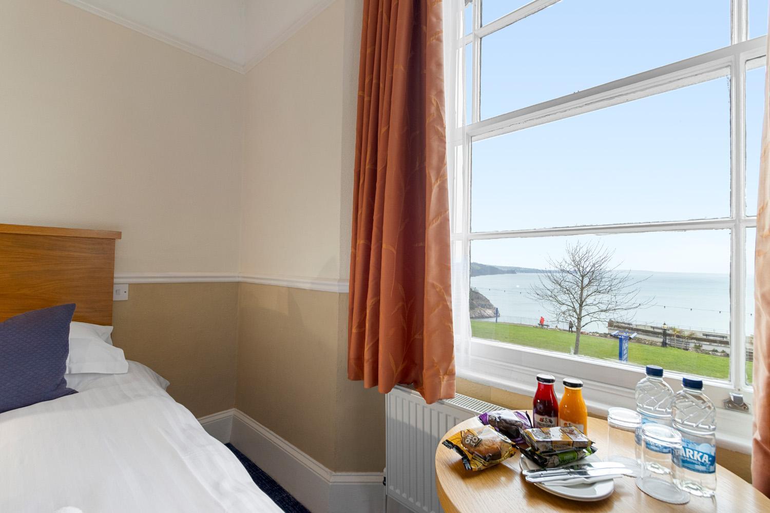 Babbacombe Royal Hotel And Carvery Торкі Екстер'єр фото