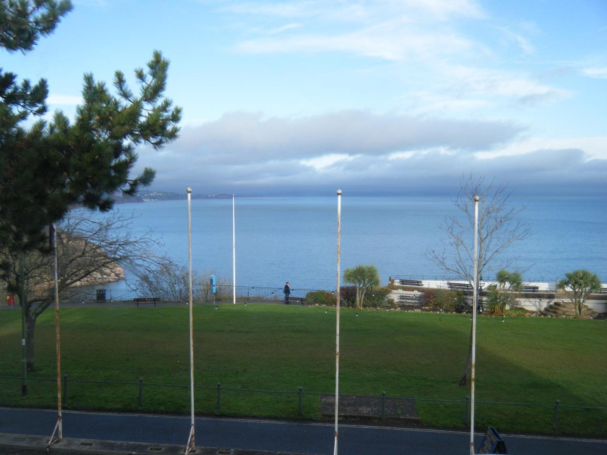 Babbacombe Royal Hotel And Carvery Торкі Екстер'єр фото
